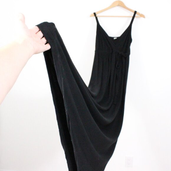 *Old Navy Maternity Black V Neck Maxi Dress - Picture 4 of 5